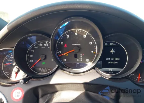 2018 Porsche Cayenne Platinum Edition из США, поврежденный, VIN WP1AA2A29JKA01679